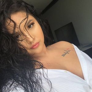 Meet your Posher, Melanie